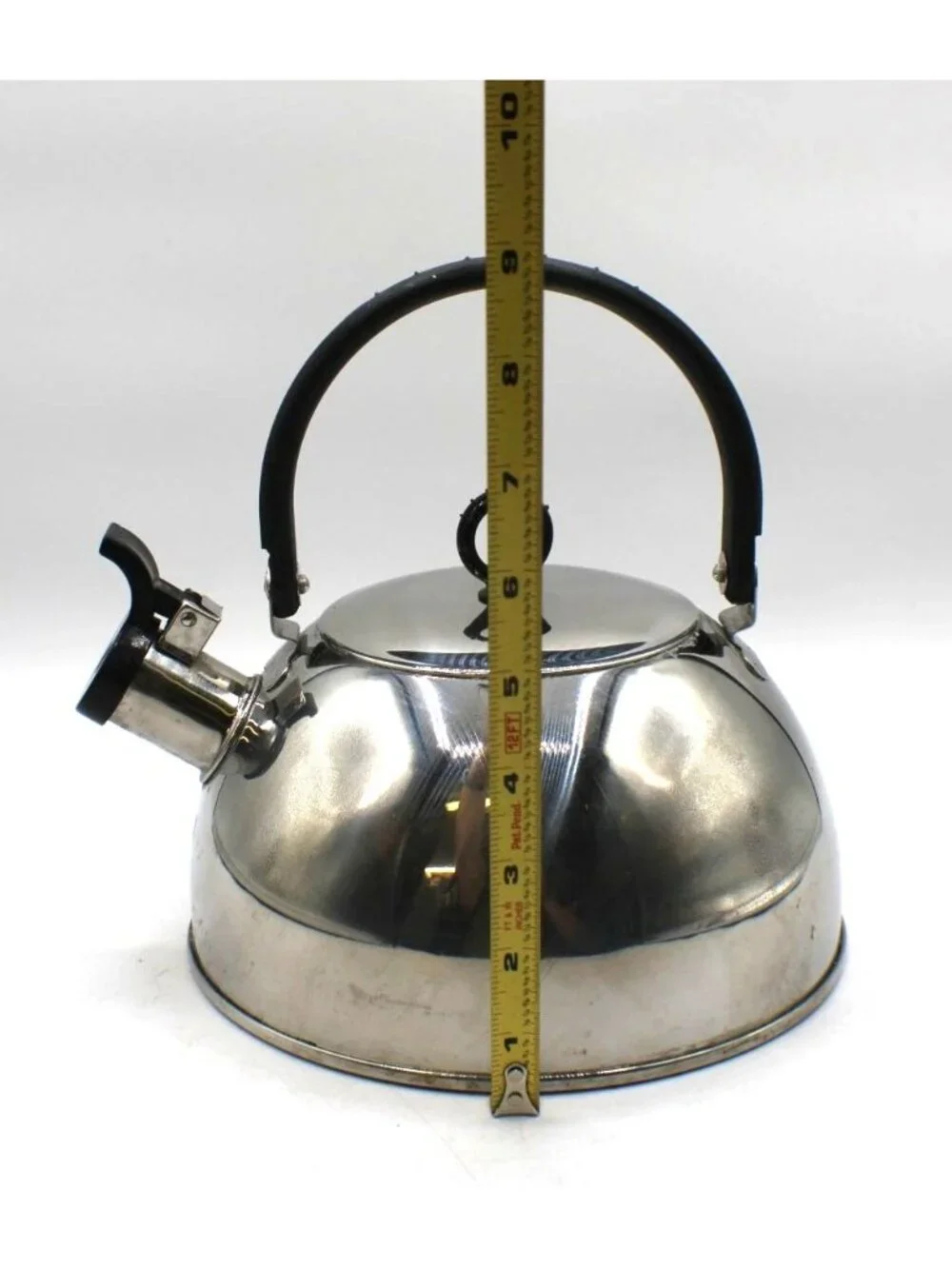 Stainless Steel Whistling Tea Kettle Black Handle Lid 2.5 Quart Vtg Thailand